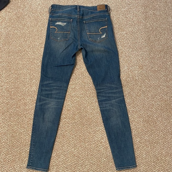 American Eagle Super Stretch Distressed Skinny Jeans - Size 6 Long - Picture 3 of 4